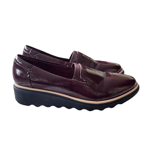 Clarks 8 Sharon Dolly Loafer Patent Leather Slip On Platform Shoes Burgundy Red - Picture 2 of 6